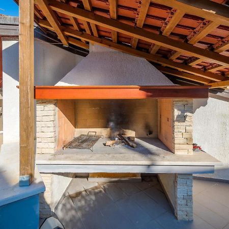 Villa Martimar With Pool And Hot Tub In Istria Rosini 외부 사진