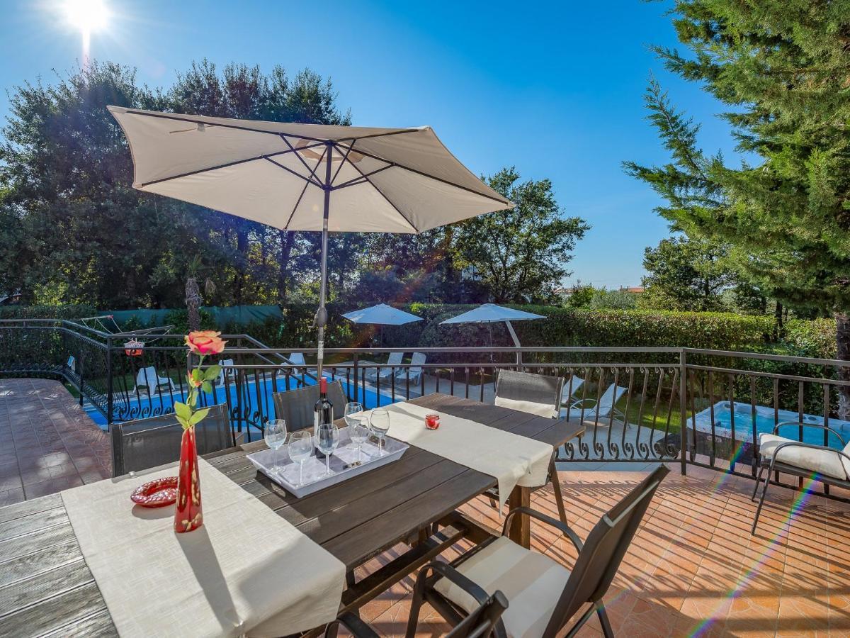 Villa Martimar With Pool And Hot Tub In Istria Rosini 외부 사진
