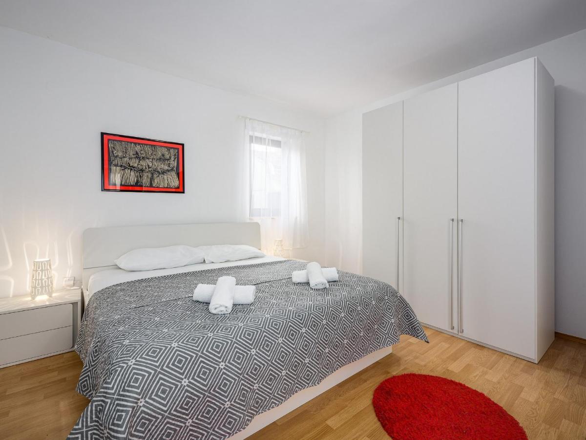 Villa Martimar With Pool And Hot Tub In Istria Rosini 외부 사진